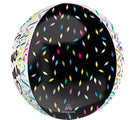 Te presentamos el globo de aluminio «Orbz New Year Satin Confetti Cheer» de 16″, de Anagram/MD, con un diseño esférico negro adornado con formas de confeti de vivos colores y realzado por unos laterales blancos decorados con líneas rizadas de colores y un texto festivo.